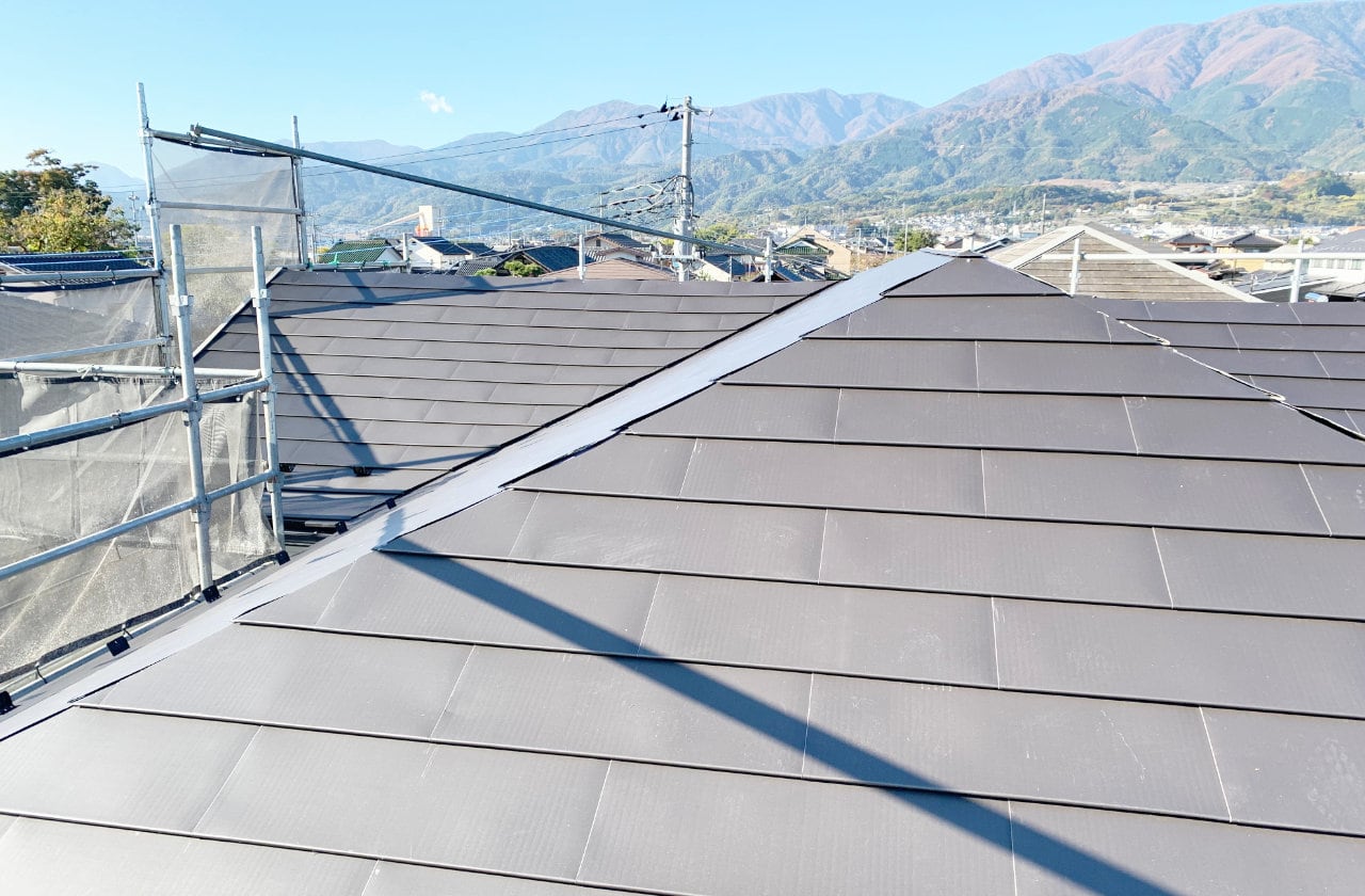 南アルプス市 屋根カバー工法 施工画像